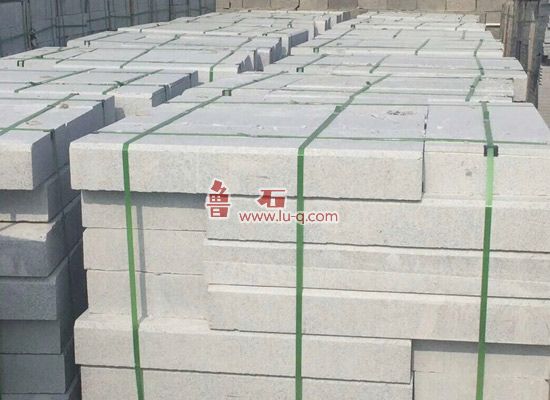 芝麻白道牙石的市場價(jià)格多少