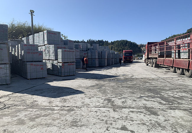 如何以最優(yōu)惠的價(jià)格購(gòu)買(mǎi)高品質(zhì)芝麻灰石材？(圖2)