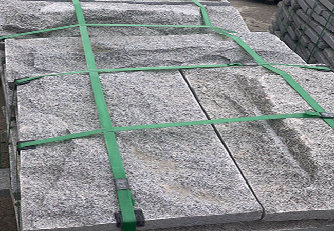 質(zhì)優(yōu)價(jià)格實(shí)惠，仿石材PC磚全方位呈現(xiàn)多面體結(jié)構(gòu)(圖3)