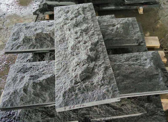 打造時尚居家空間，你需要一款仿石材生態(tài)地鋪石PC磚(圖1)