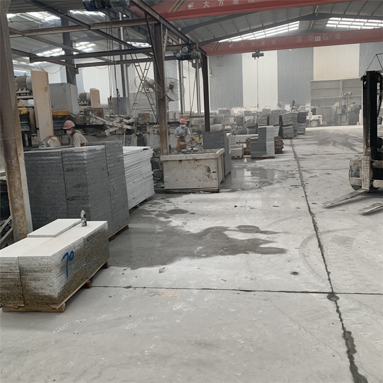 帶上仿石材生態(tài)地鋪石PC磚，打造地道的歐式古典風(fēng)情(圖1)