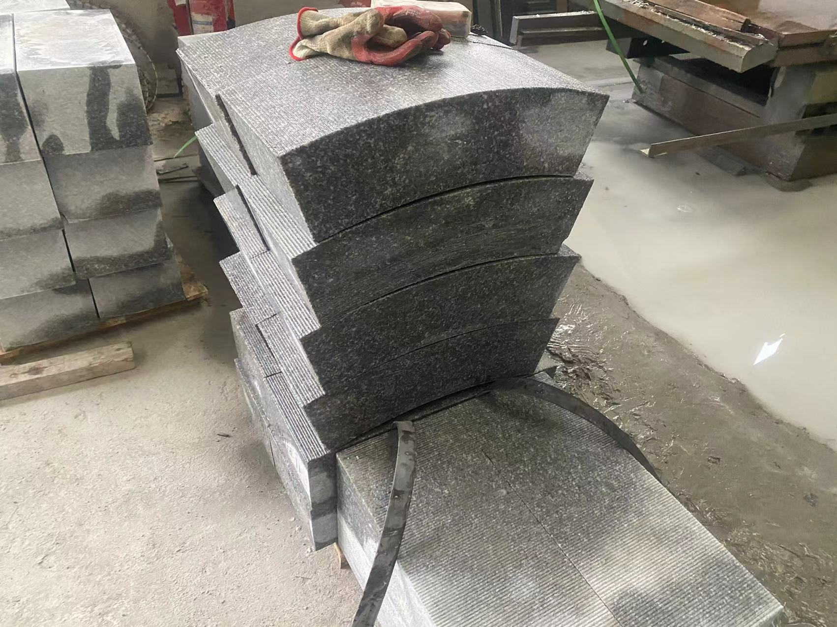 路沿石價(jià)格多少錢一米人工(圖2)