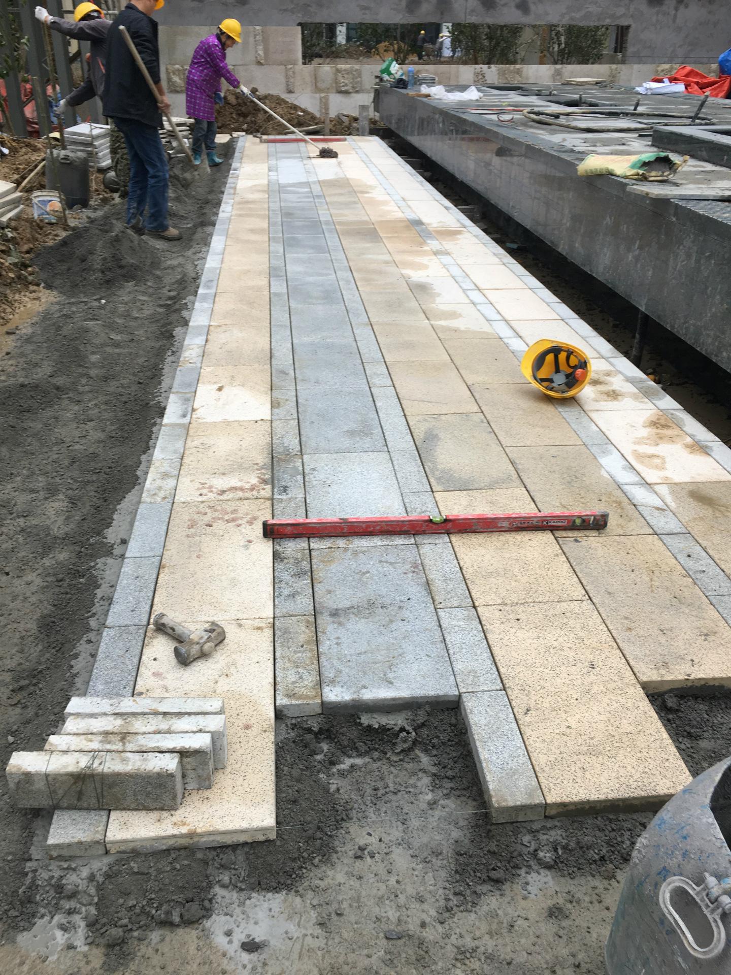 邁向可持續(xù)未來：生態(tài)地鋪石點亮城市的新篇章(圖1)