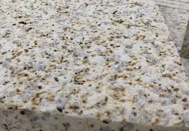 別樣風情的庭院設計：獨享黃銹石水景的靜謐和寧靜(圖2)