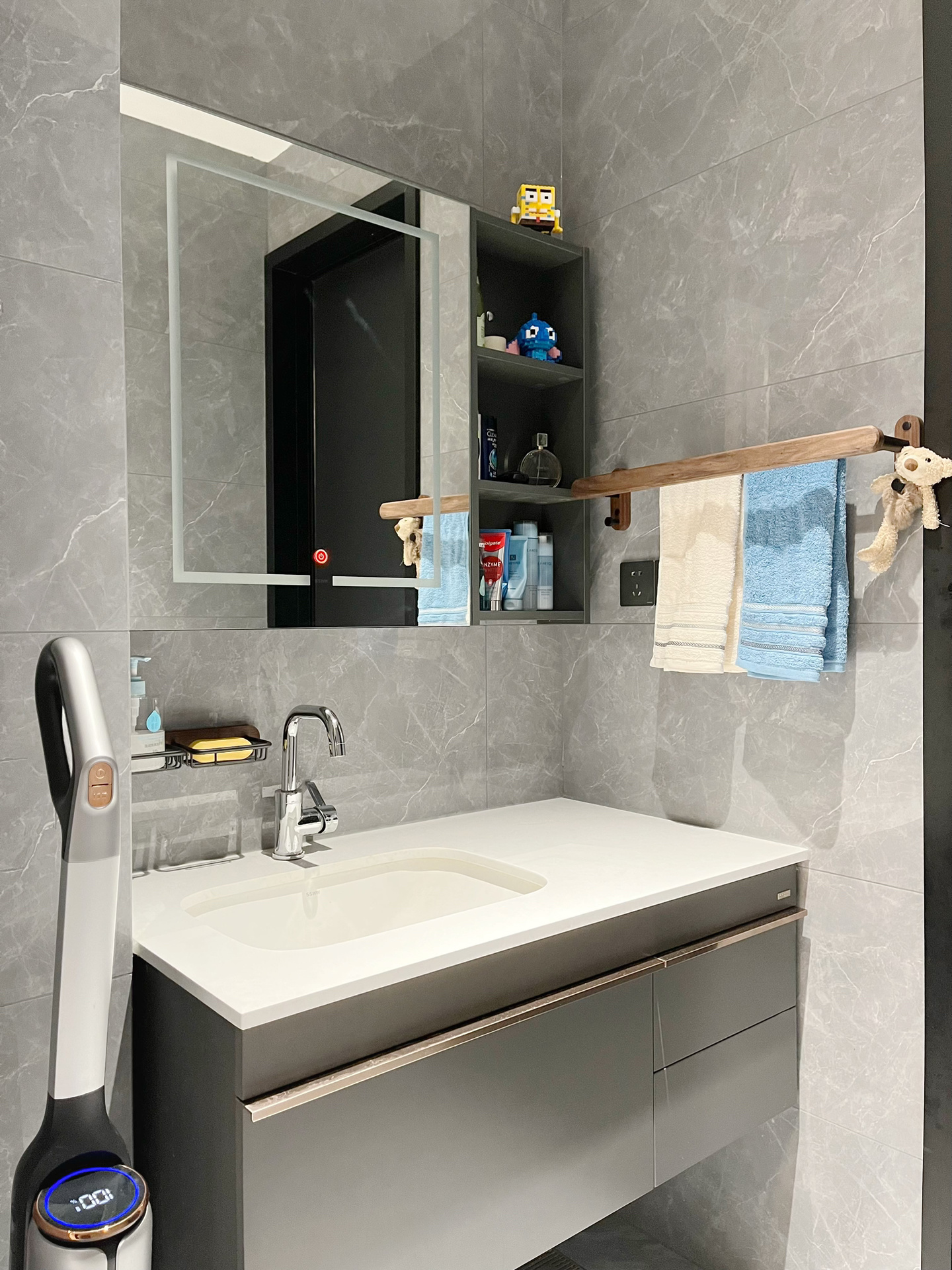 領(lǐng)略大理石拼花技術(shù)的魅力：打造令人驚嘆的家居風(fēng)景線(圖1)