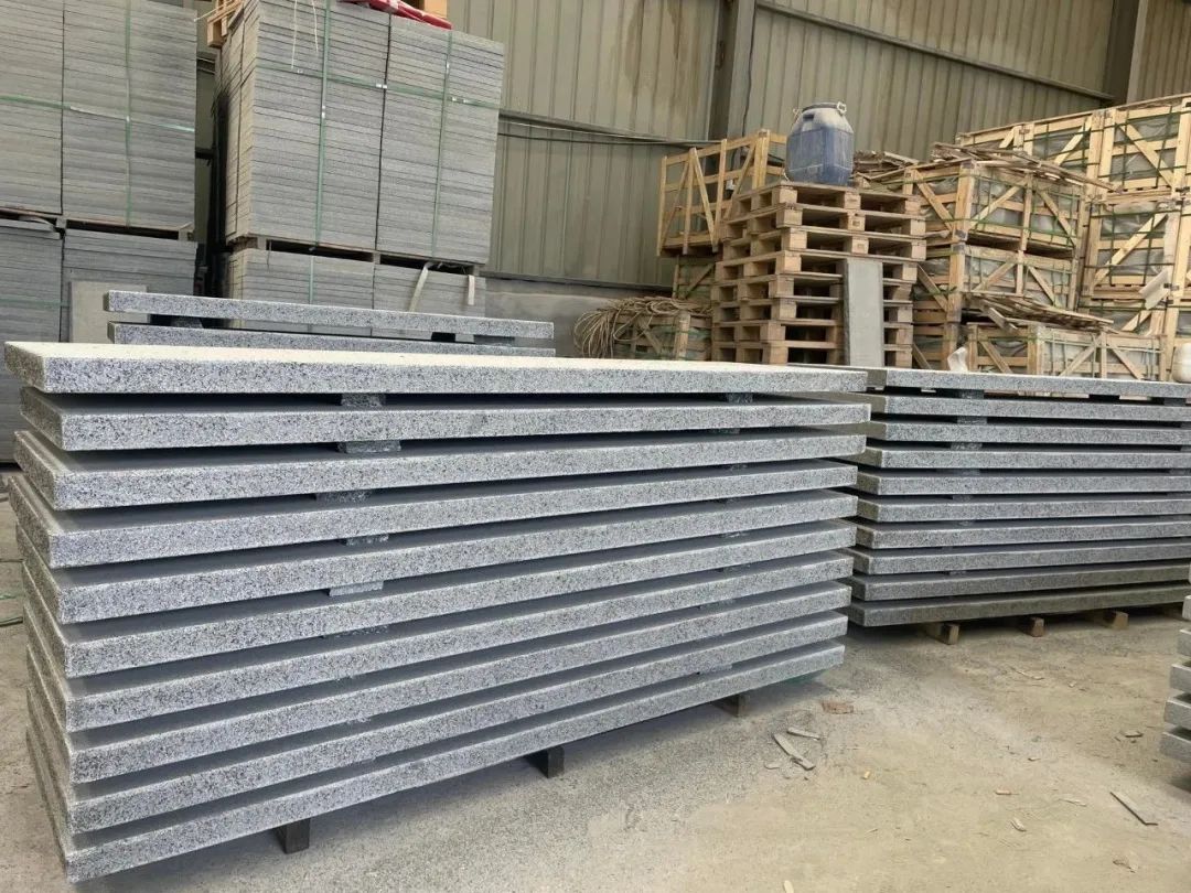 3公分厚300×600石材：芝麻黑、芝麻灰、芝麻白花崗巖種類及價(jià)格(圖12)