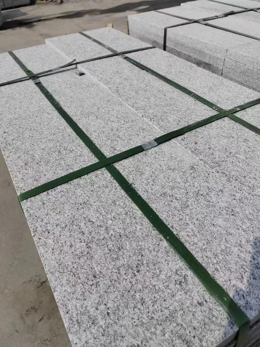 3公分厚300×600石材：芝麻黑、芝麻灰、芝麻白花崗巖種類及價(jià)格(圖16)