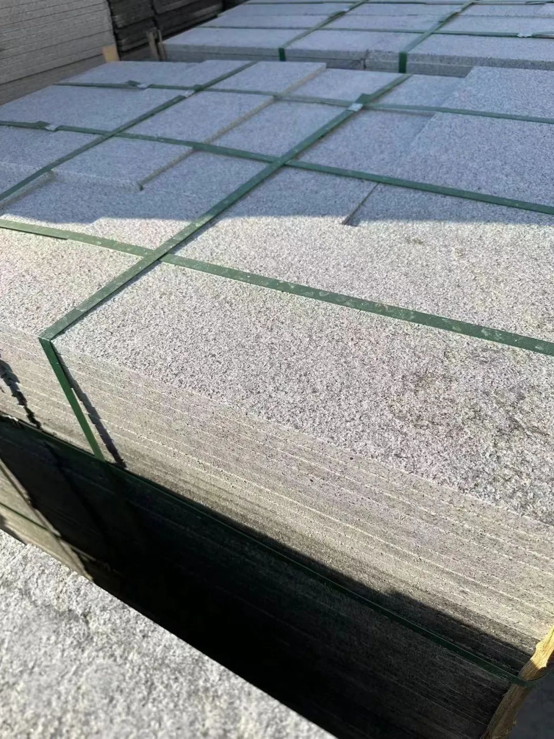 3公分厚300×600石材：芝麻黑、芝麻灰、芝麻白花崗巖種類及價(jià)格(圖19)