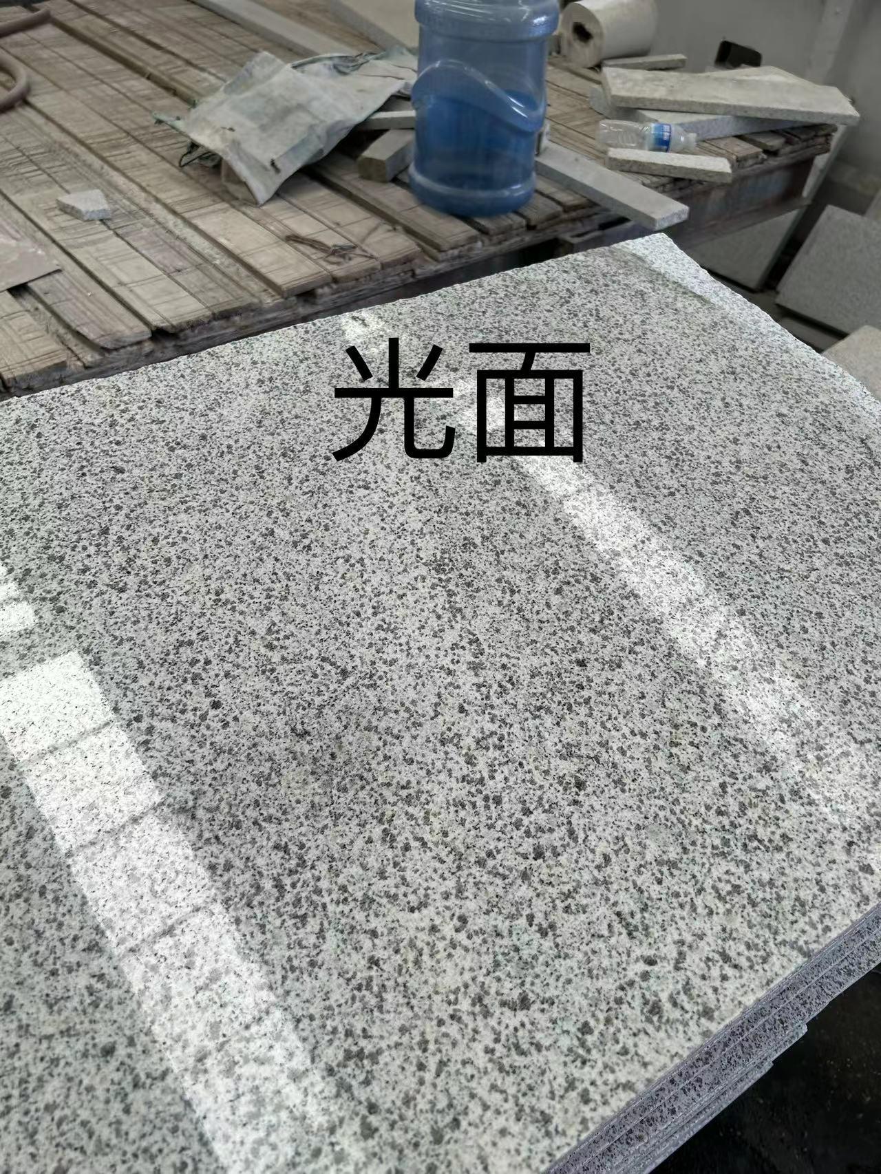 白麻芝麻白花崗巖價格區(qū)間