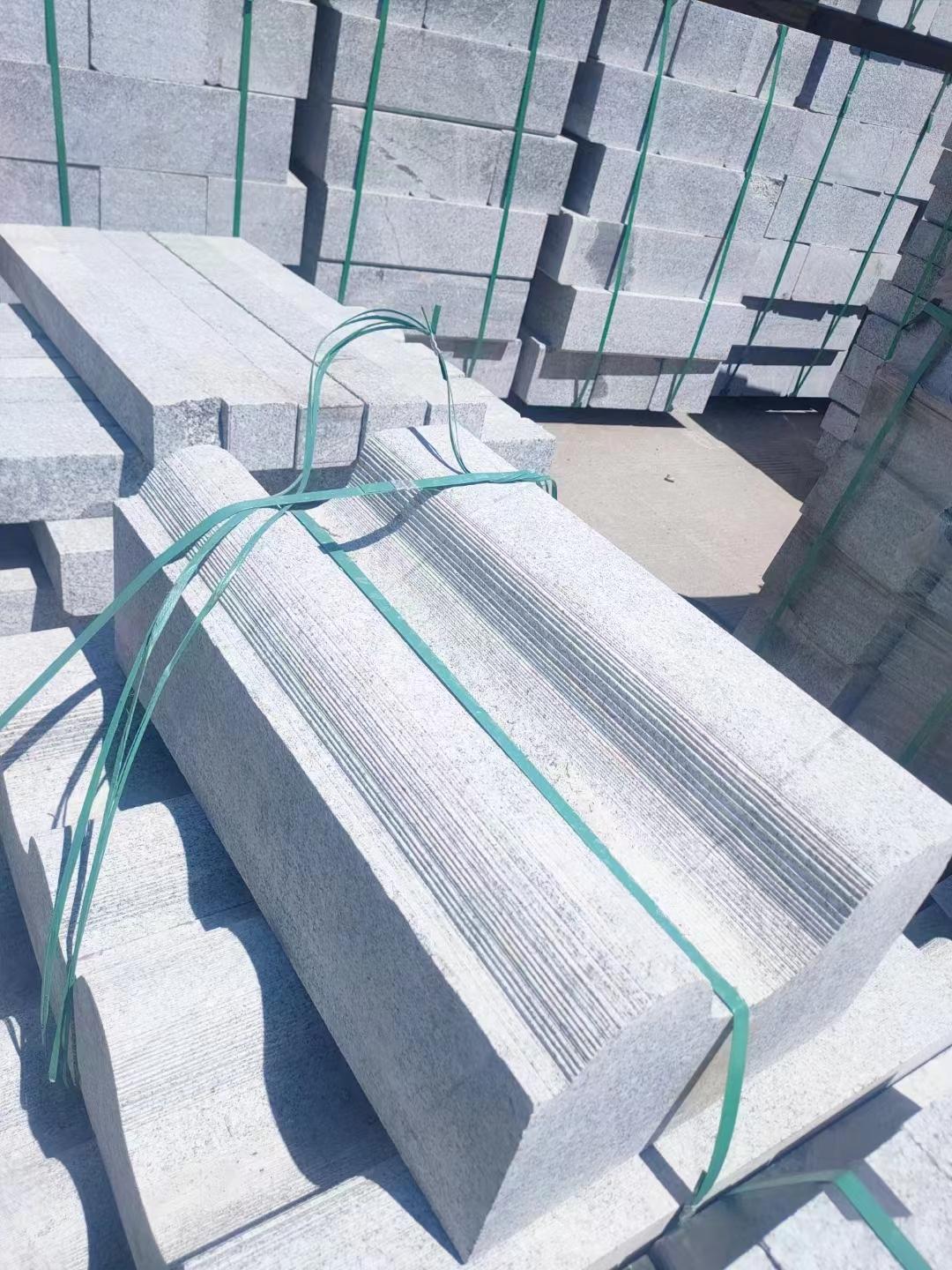 白麻石材廠(chǎng)家批發(fā)花崗巖直銷(xiāo)供應(yīng)商聯(lián)系電話(huà)