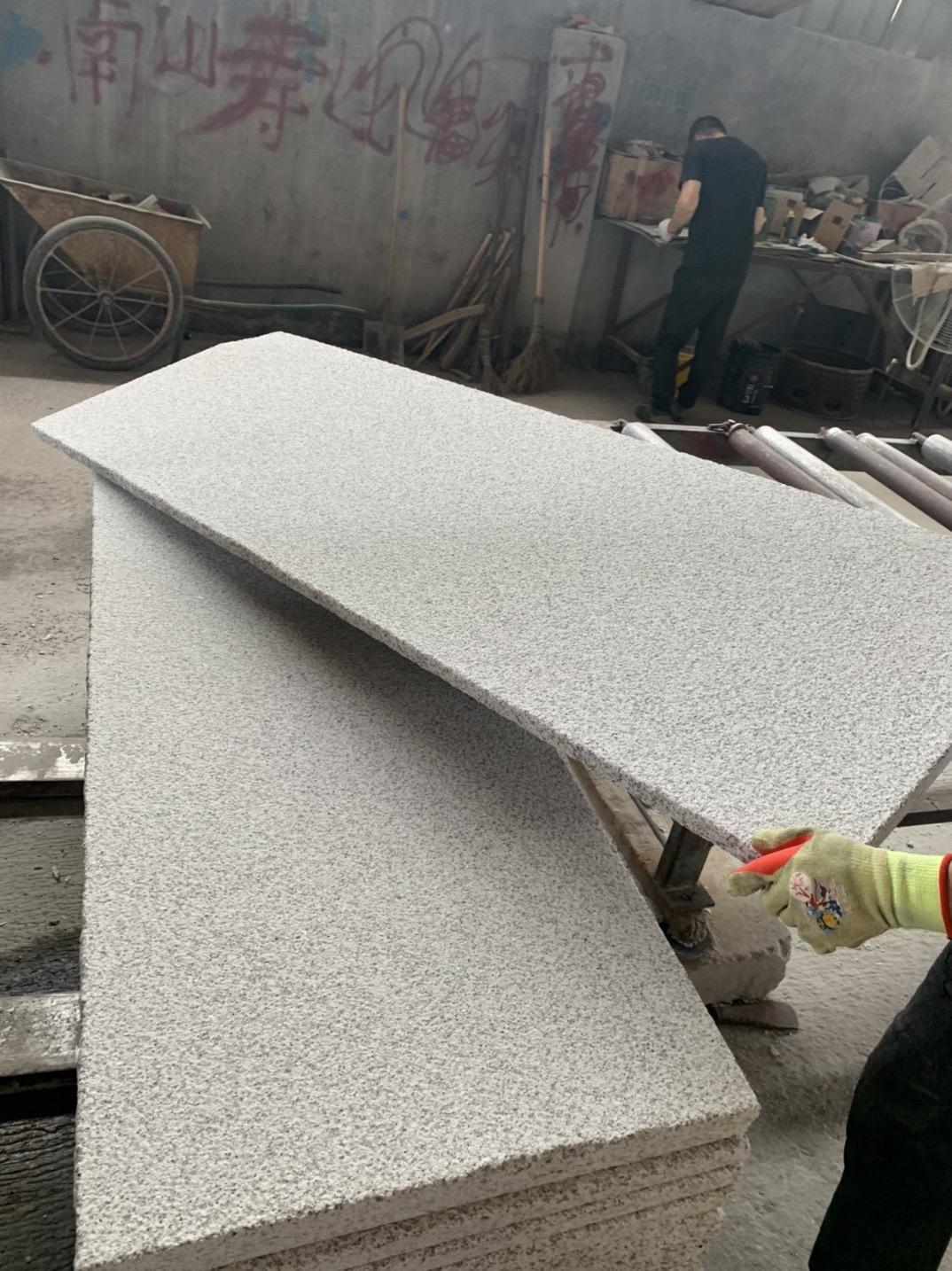 白麻路沿石施工價花崗巖鋪地單價(圖4)