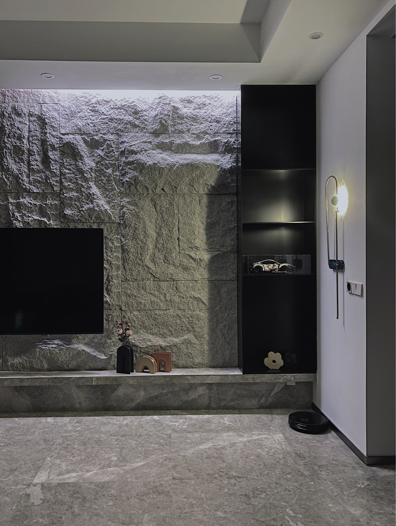 芝麻黑自然面背景墻廠家報(bào)價(jià)單