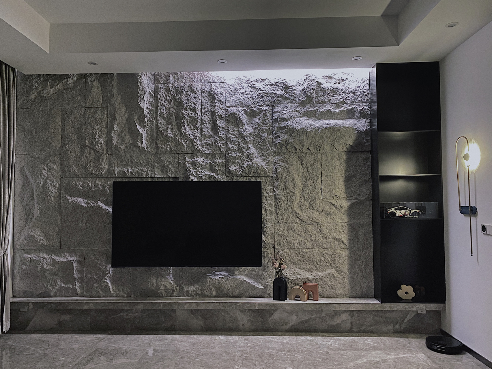 自然面芝麻黑背景墻加工周期