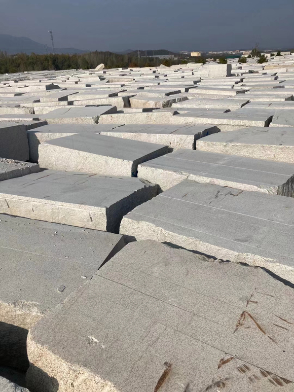 黃金麻外墻干掛石材加工價(jià)格(圖1)