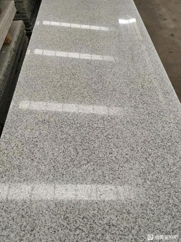 外墻干掛新選擇！拉絲面與火燒板芝麻白的完美搭配(圖2)