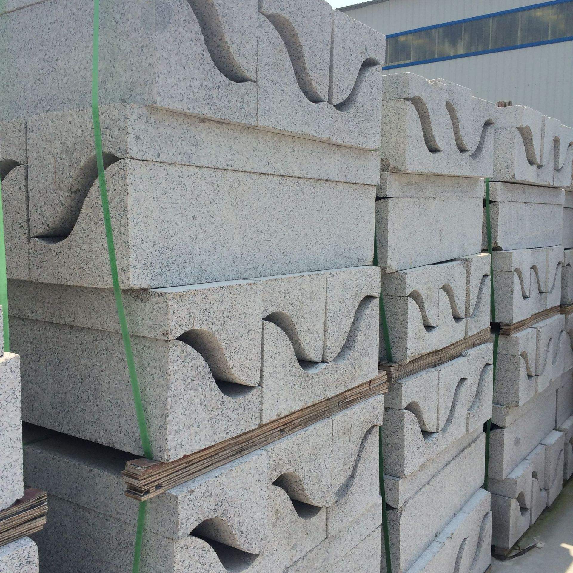 路沿石一方多少塊