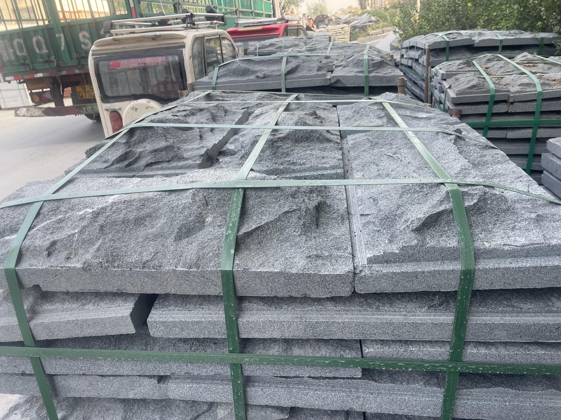 芝麻白石材批發(fā)廠家實力供應(yīng)火燒板材料