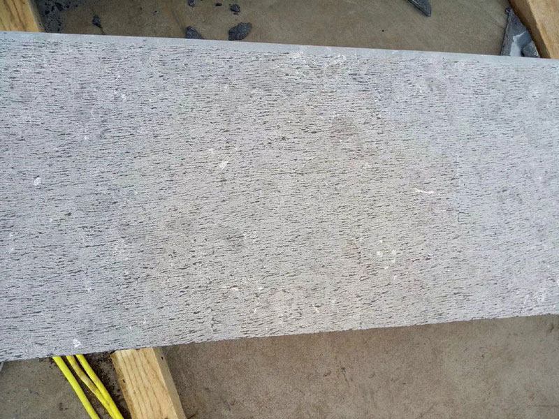 鏨道面與荔枝面兩種工藝的3公分厚青石板廠家實(shí)價(jià)(圖4)