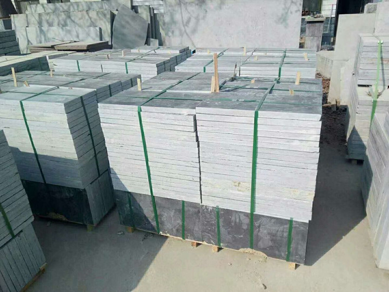 青石臺(tái)階石用于庭院臺(tái)階與坡道時(shí)常用厚度及承重適配要求