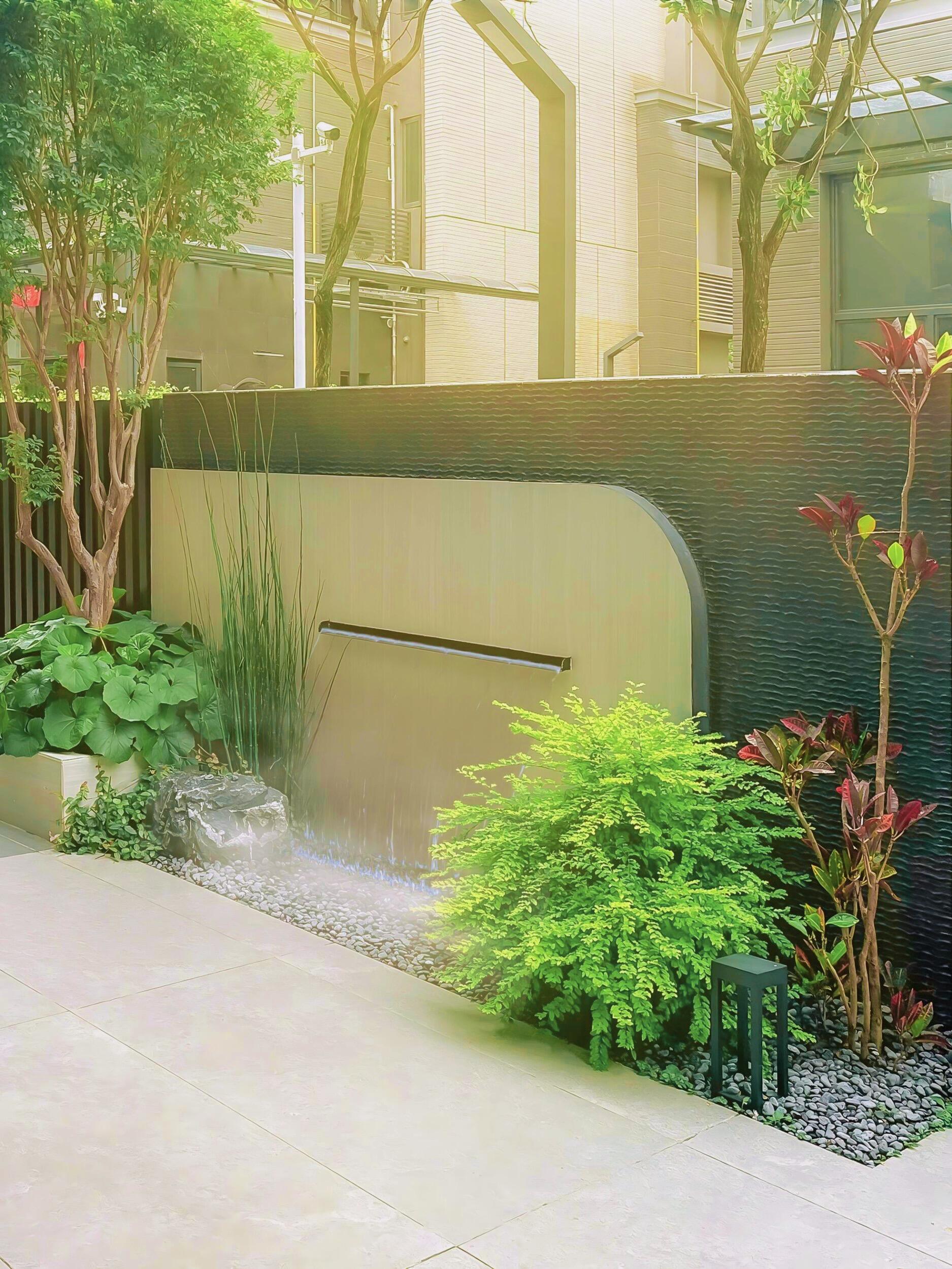 自建房中式小院地鋪石用砂巖還是花崗巖