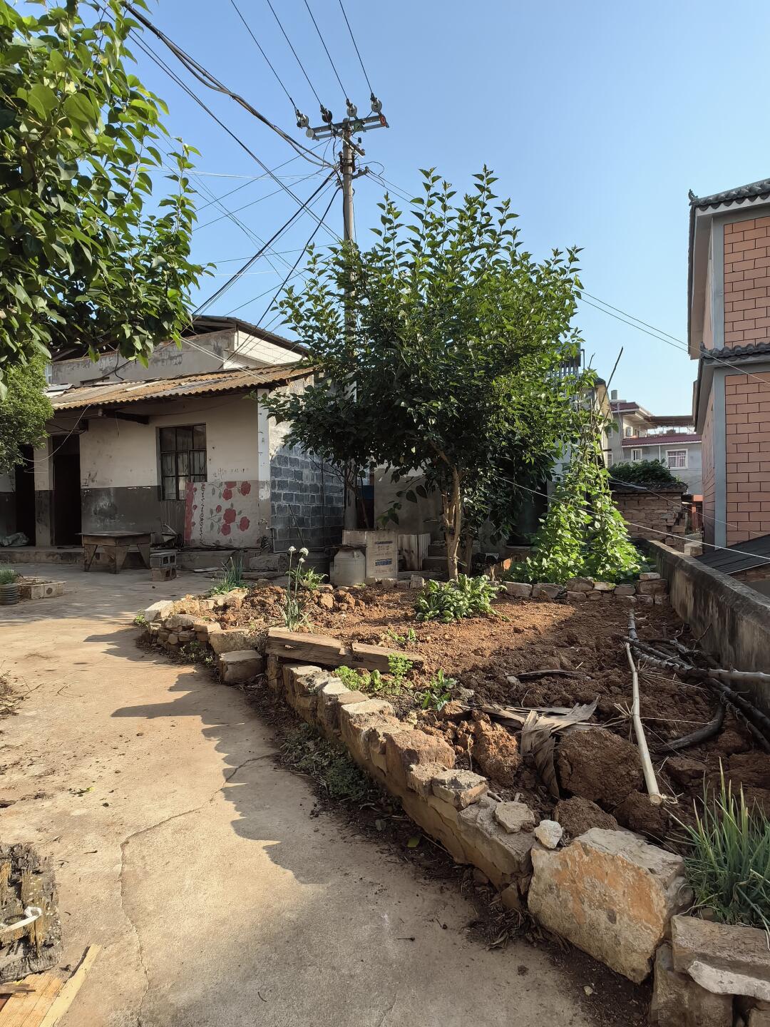自建房中式小院臺(tái)階石材用什么石材(圖3)