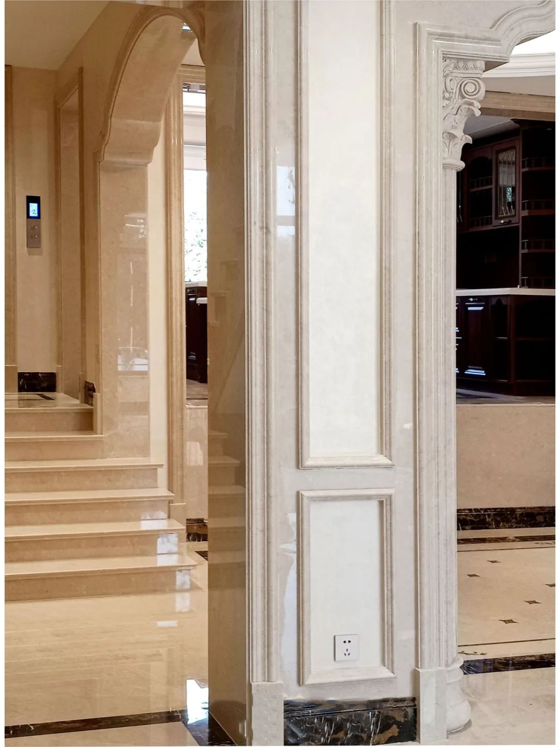 電梯廳地面石材排版起始位置確定