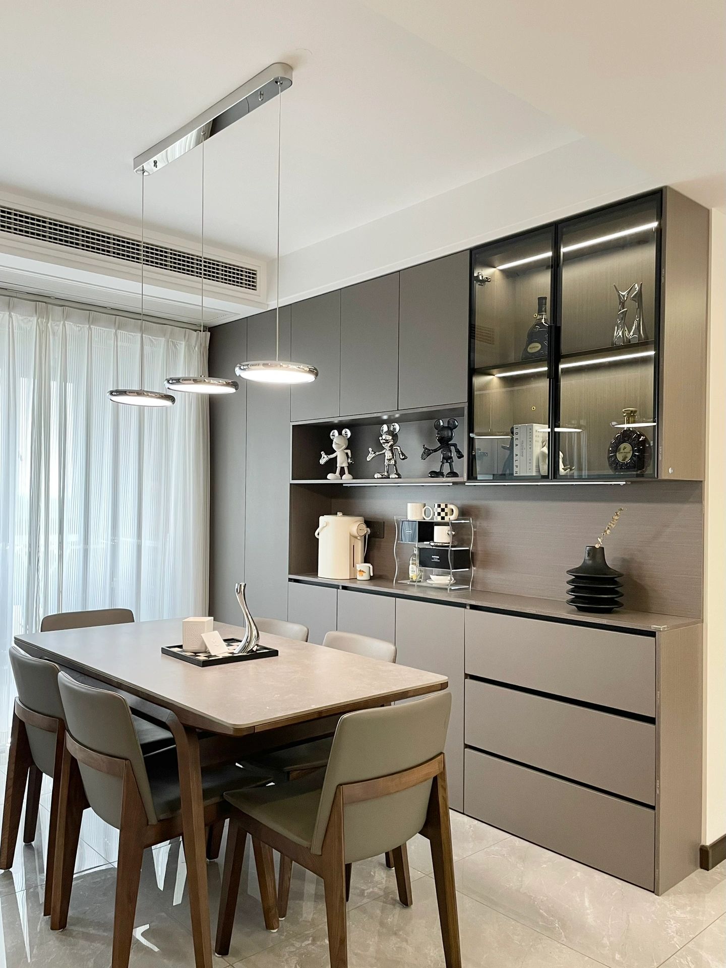 大理石窗臺(tái)板價(jià)格按尺寸實(shí)測(cè)計(jì)算費(fèi)用