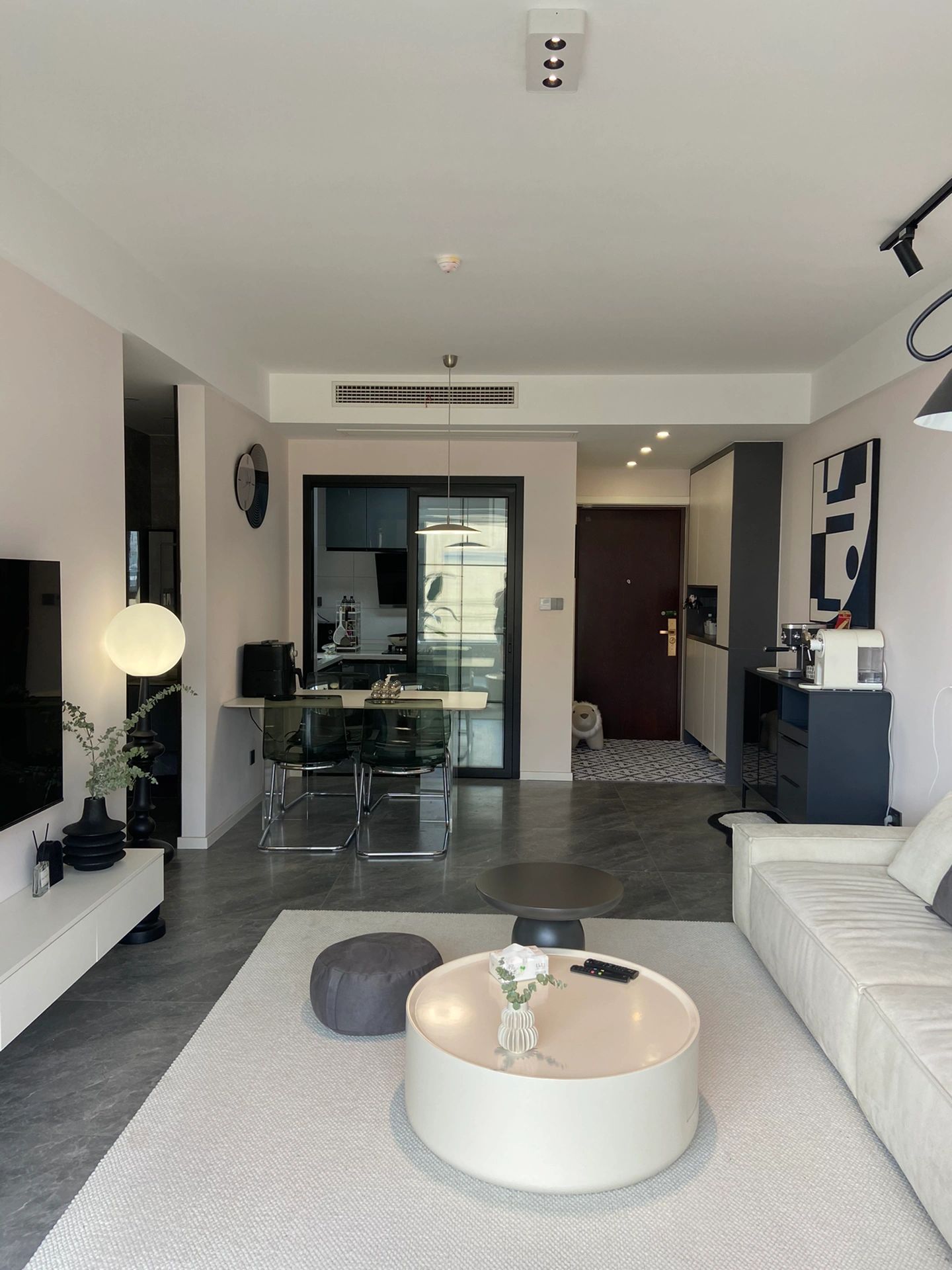 外墻干掛石材在建筑美學(xué)中的應(yīng)用