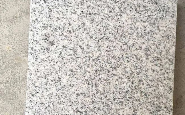 天然石材路沿石廠家珍珠花石材批發(fā)供應(yīng)商