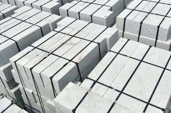 異形路沿石山東白麻石材產(chǎn)地