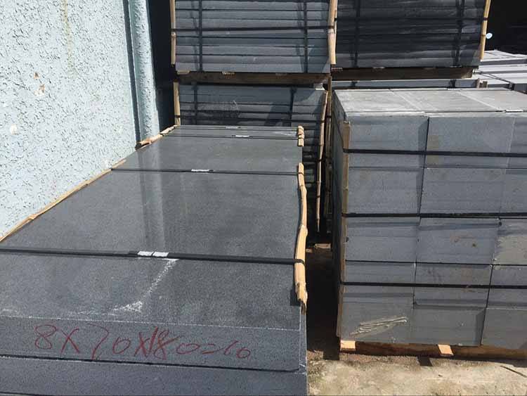 芝麻白花崗巖平緣石(圖3)