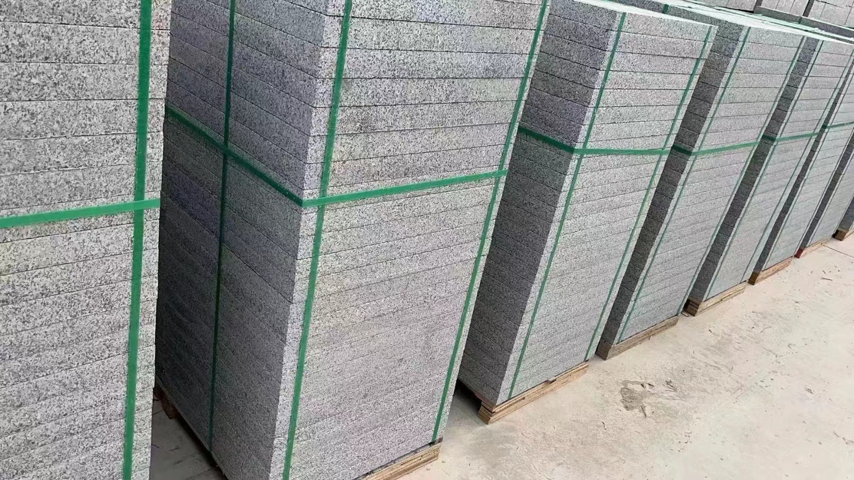 芝麻黑荔枝板石材價(jià)格多少錢(圖3)