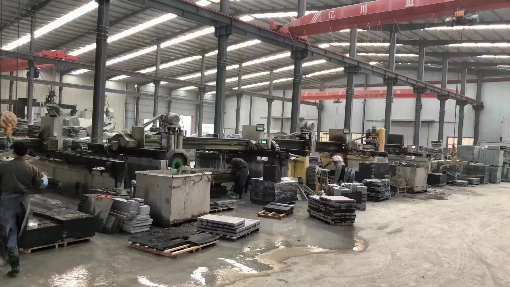 芝麻灰外立面干掛石材