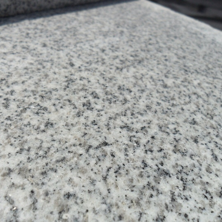 湖南金點芝麻灰花崗巖(圖1)