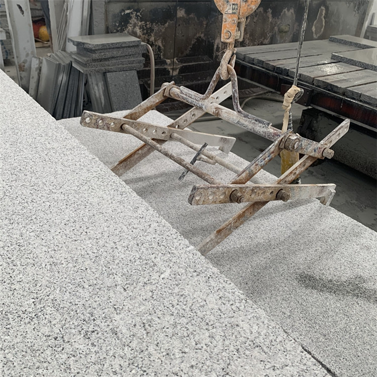 奧運芝麻灰花崗巖多少錢(圖3)