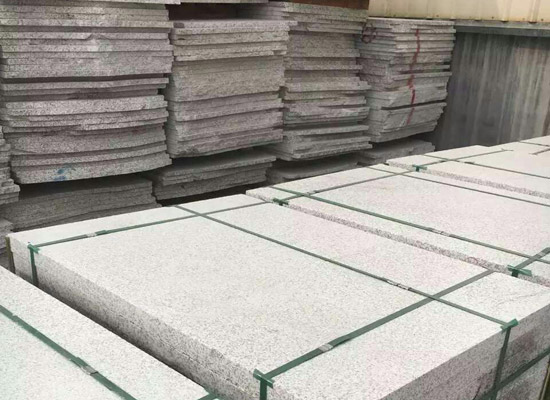 芝麻黑石材廠家生產(chǎn)花崗巖價(jià)格與聯(lián)系方式(圖3)