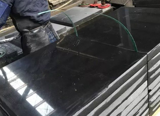 花崗巖石材加工廠小型石材加工廠