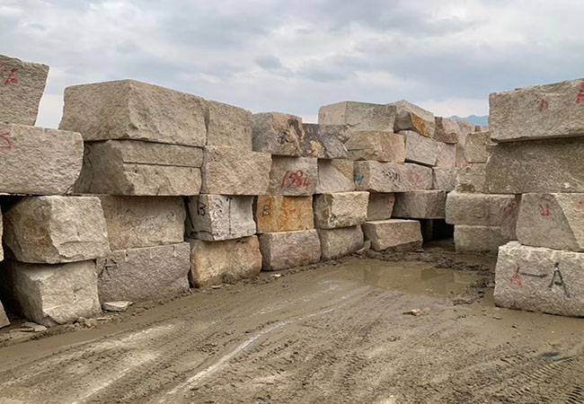 黃金麻石材有幾種顏色(圖5)