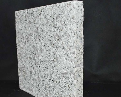 「工藝不止于技術(shù)，石材橋欄桿加工背后的匠心藝術(shù)」