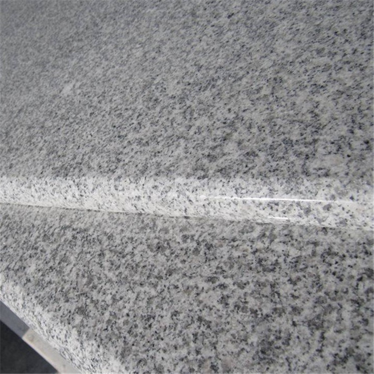 中國黑和芝麻灰價(jià)格差別多少一平