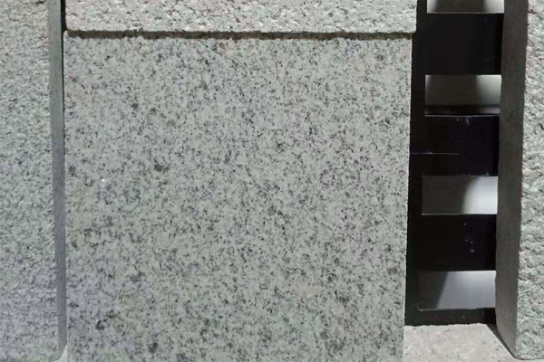 大理石樓梯玻璃欄桿從基礎(chǔ)到完成的過程(圖2)