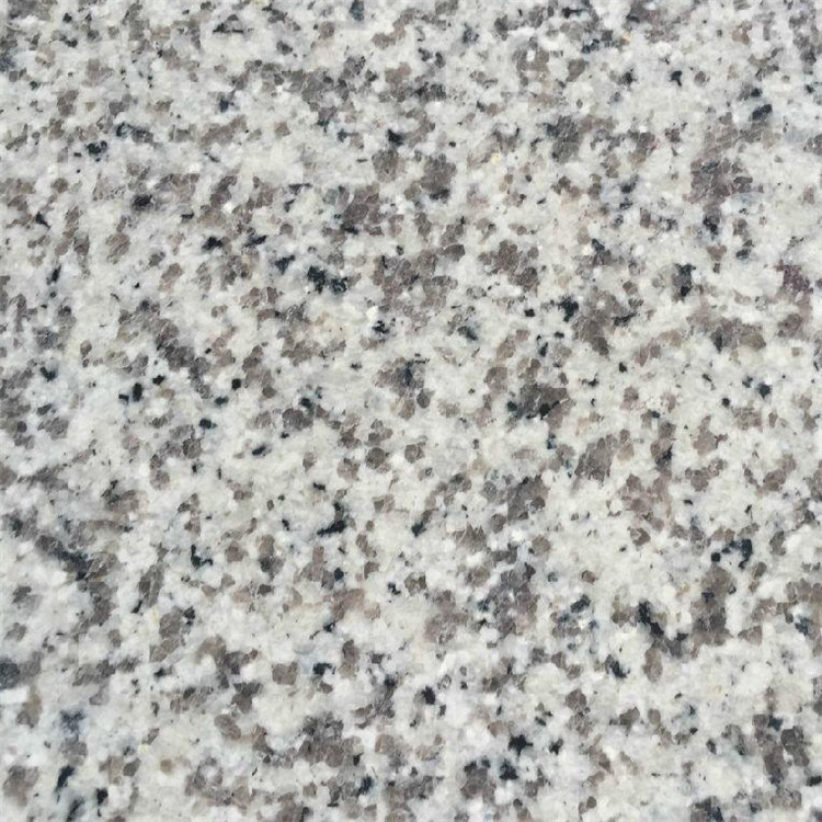 芝麻灰燒面是花崗巖么