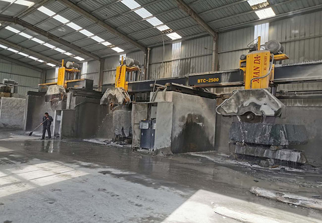 5公分厚馬蹄石芝麻黑彈石價(jià)格多少