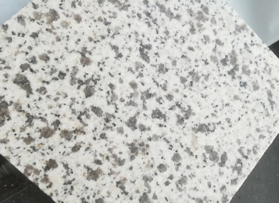 為何有些背景墻看起來總是缺乏設(shè)計感？