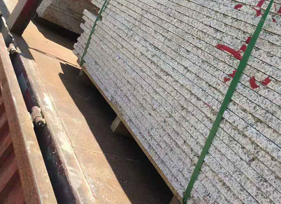 花崗巖石材板價(jià)格表(圖1)