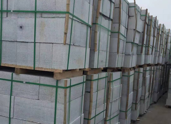 芝麻灰花崗巖與魯灰花崗巖的區(qū)別？