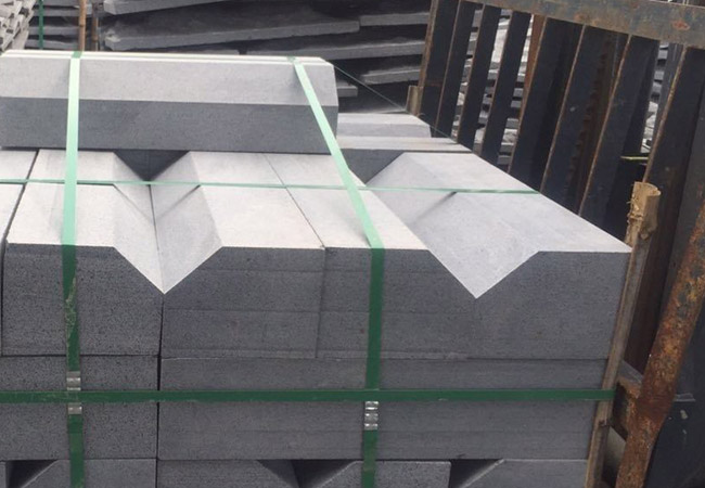 芝麻黑花崗巖厚板價格多少(圖1)