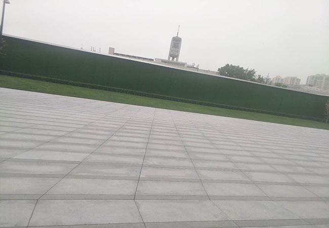 水景設(shè)計(jì)落地過(guò)程中石材規(guī)格銜接與燈光線槽隱蔽處理方式