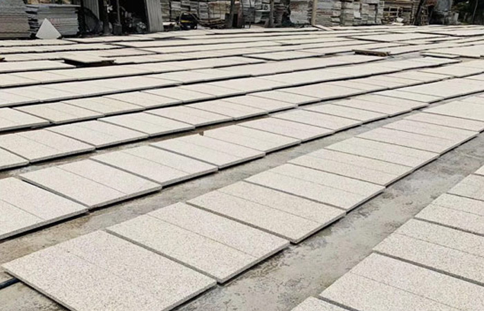 雄安石材批發(fā)市場(chǎng)內(nèi)專(zhuān)注外墻干掛與地面鋪裝的廠家