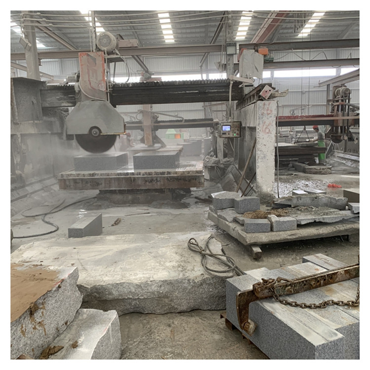 干掛石材幕墻伸縮縫設(shè)置位置要求